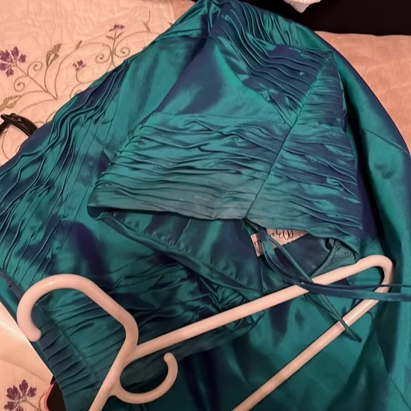 MARISA BARATELLI SHARKSKIN GREENISH BLUE GOWN